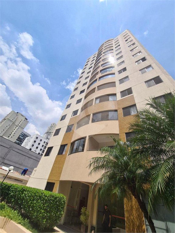 Apartamento à venda com 3 quartos, sendo 1 suíte, em Tatuapé, São Paulo, SP