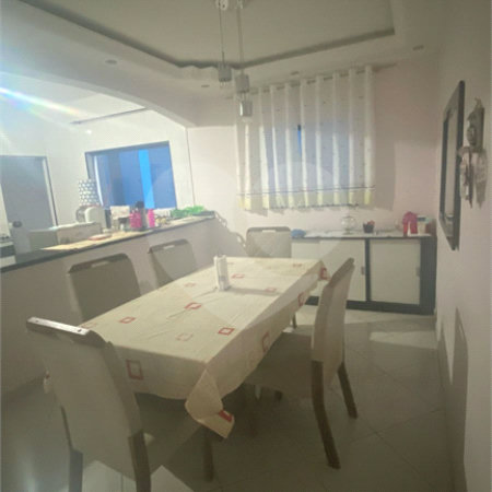 Sobrado à venda com 3 quartos, sendo 1 suíte, em Vila Virgínia, Itaquaquecetuba, SP