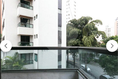 Apartamento a venda na Aclimação