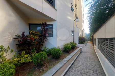 Apartamento à venda com 3 quartos, sendo 1 suíte, em Lapa, São Paulo, SP