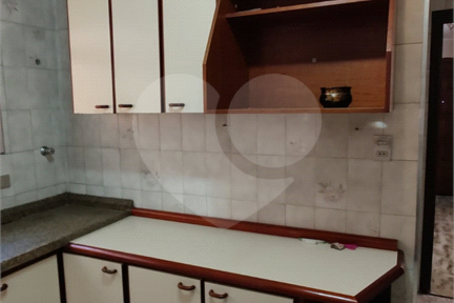 Sobrado à venda com 3 quartos, sendo 1 suíte,  em Artur Alvim, São Paulo, SP