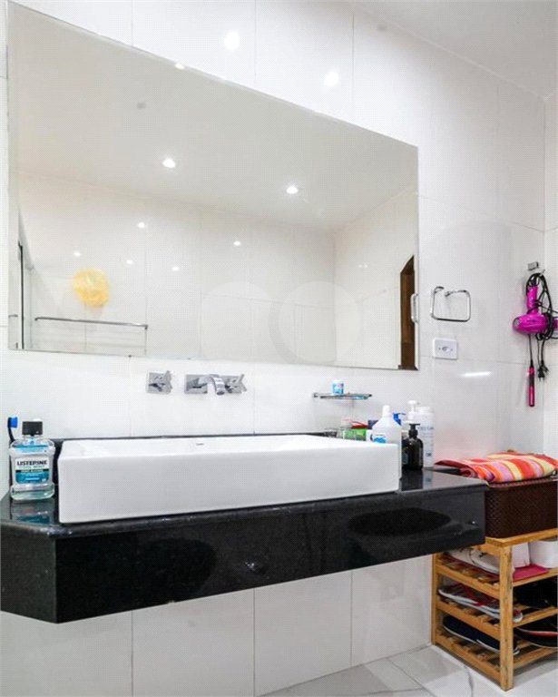 Casa à venda com 3 quartos, sendo 1 suíte, em Parque das Nações, Santo André, SP