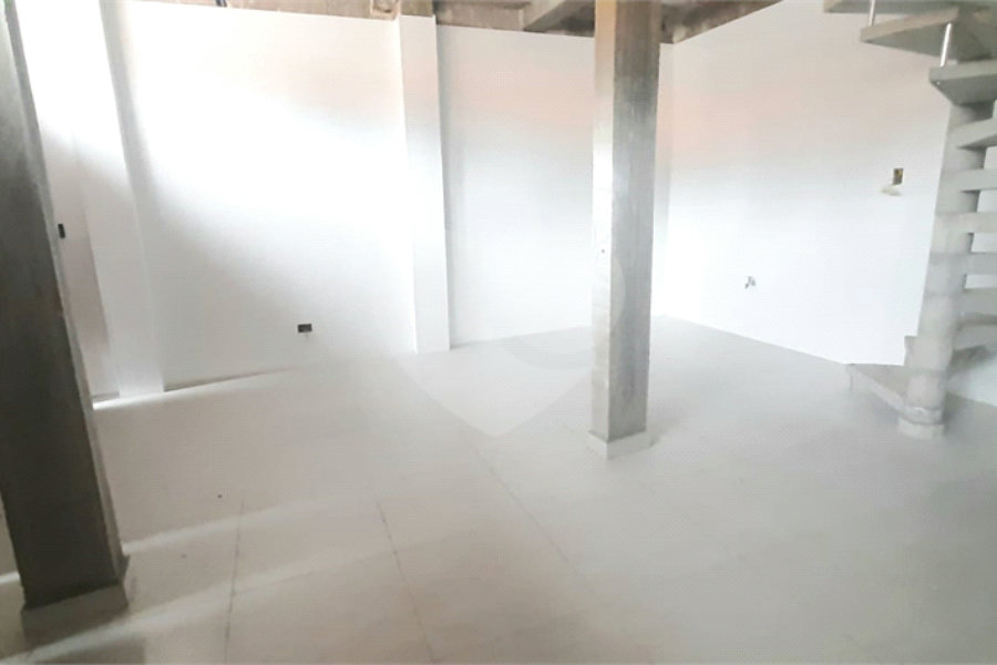 Sobrado à venda com 4 quartos, sendo 2 suítes, em Barro Branco (zona Norte), São Paulo, SP