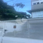 Sobrado à venda com 3 suítes em Horto, São Paulo, SP