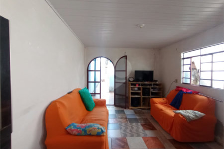 Casa à venda com 3 quartos, sendo 1 suíte, em Jardim Fogaça, Itapetininga, SP