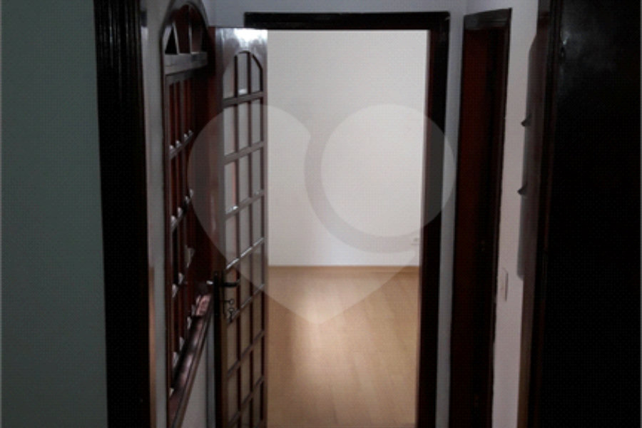 Sobrado à venda com 4 quartos, sendo 2 suítes, em Mandaqui, São Paulo, SP