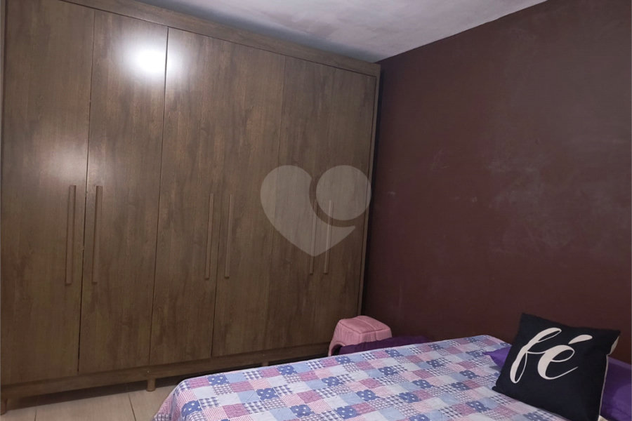 Sobrado à venda com 2 quartos em Tremembé, São Paulo, SP