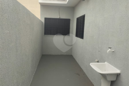 Casa Térrea à venda com 3 quartos, sendo 1 suíte, em Jardim Nova América, Araraquara, SP