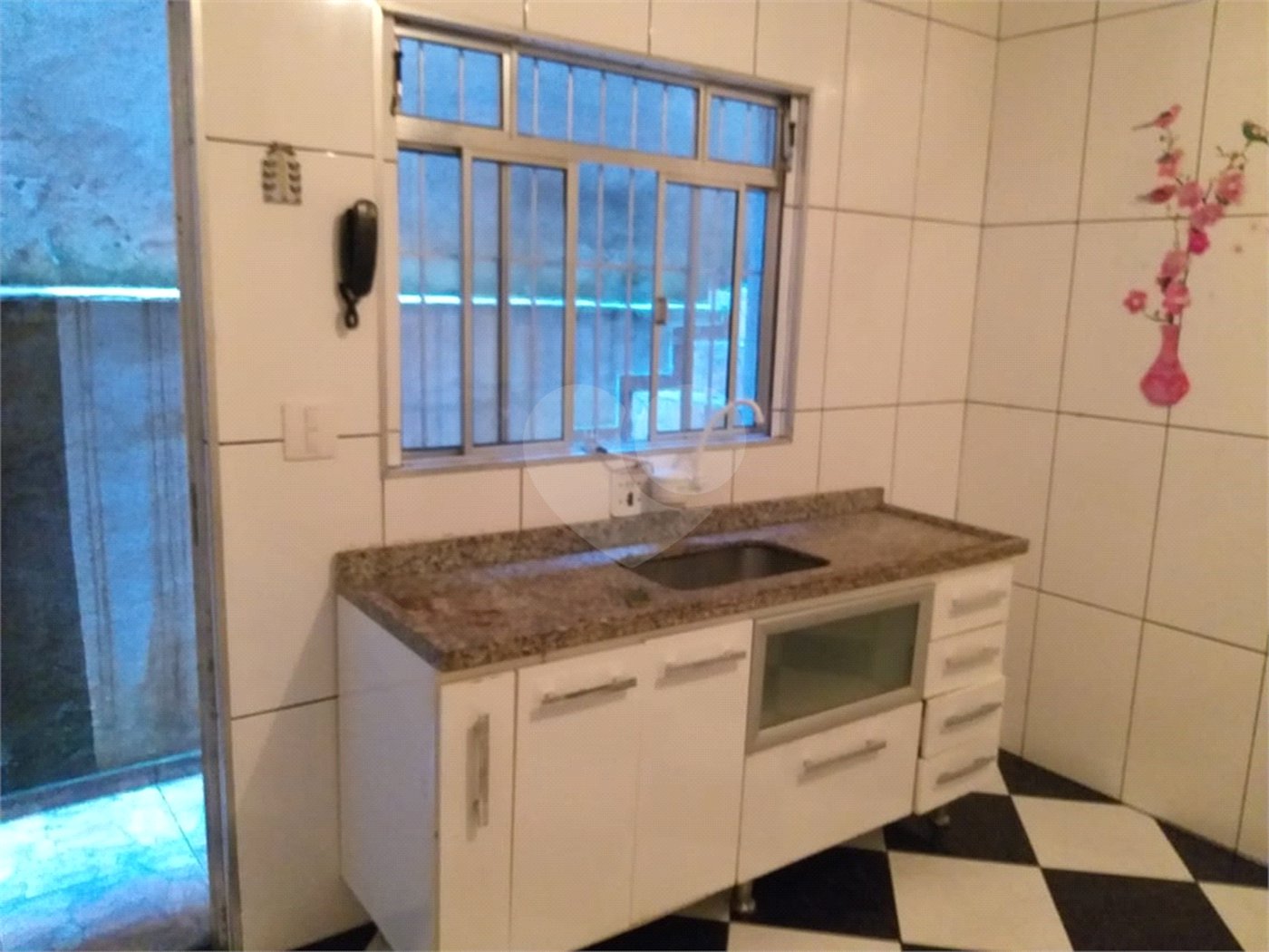 Sobrado à venda com 3 quartos, sendo 1 suíte, em Jardim Cruz do Corisco, São Paulo, SP