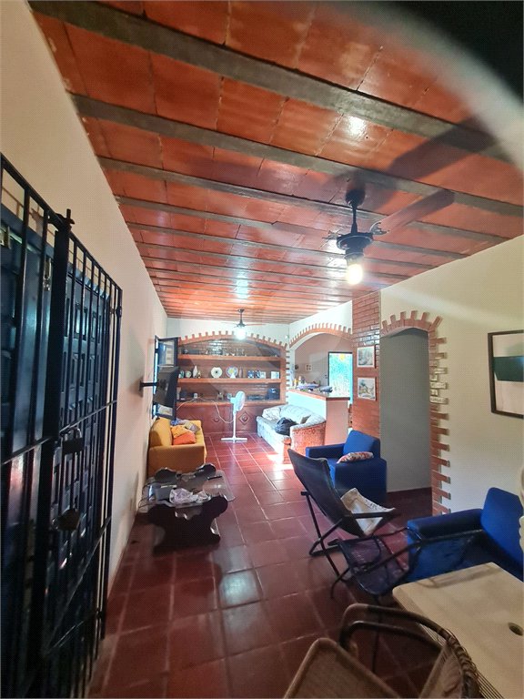 Casa à venda com 5 quartos em Jardim Arco Íris, São Pedro da Aldeia, RJ