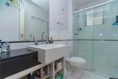 Casa à venda com 4 suítes no condomínio Vila Inglesa, São Paulo - SP