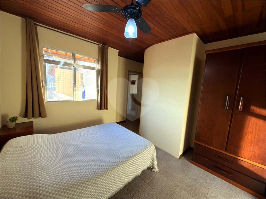 Cobertura à venda com 4 quartos, sendo 2 suítes,  em Braga, Cabo Frio, RJ