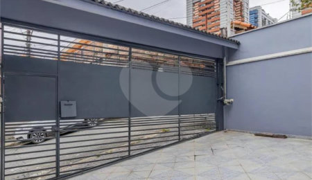 Casa à venda com 3 suítes em Vila Morse, São Paulo, SP