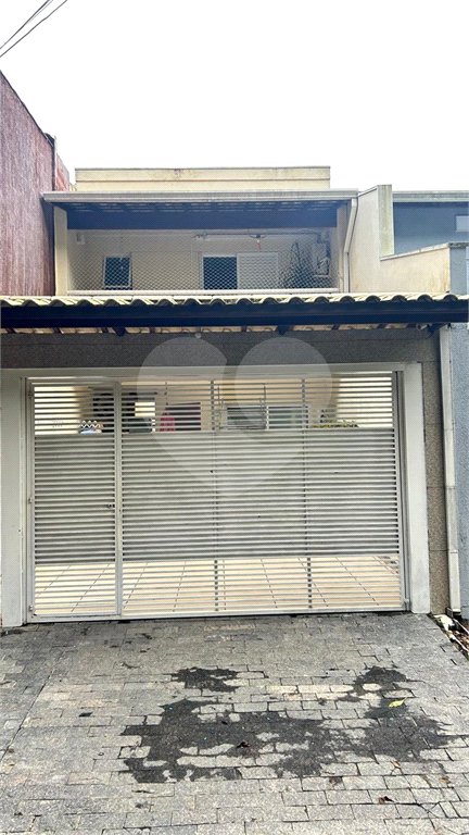 Sobrado à venda com 2 suítes em Jardim Rubi, Mogi das Cruzes, SP