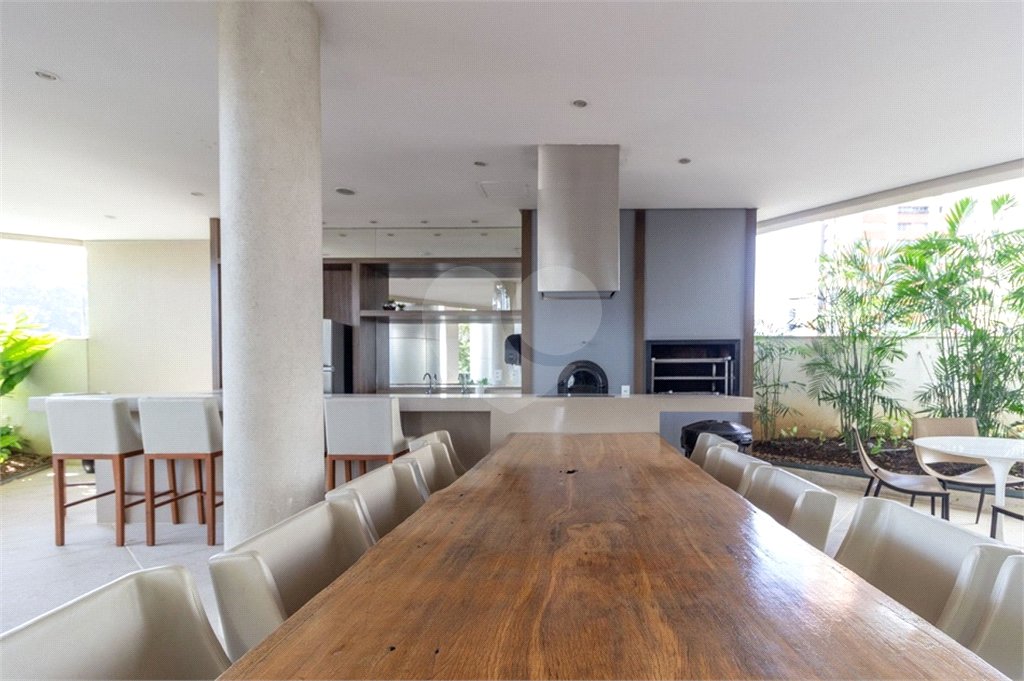 Apartamento Mobiliado de 48m² com Vista Incrível na Vila Gertrudes!