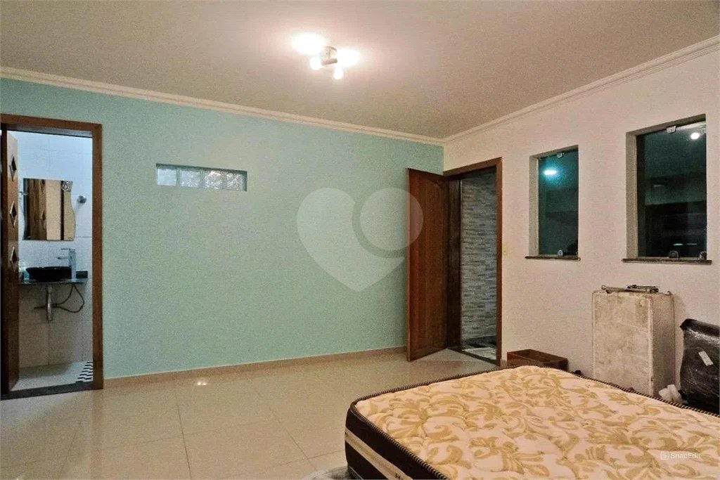 Sobrado 3 dormito´rios sendo 3 sui´tes, uma master com hidromassagem