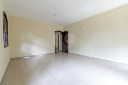 Casa à venda com 3 quartos, sendo 1 suíte, em Brooklin Paulista, São Paulo, SP