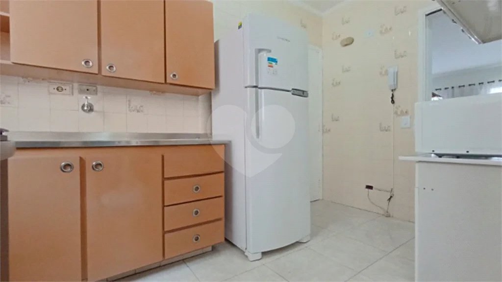 APARTAMENTO 2 QUARTOS (+1 REV.) MOBILIADO P/ALUGAR NO GUARUJÁ/PITANGUEIRAS 96m2 VISTA MAR