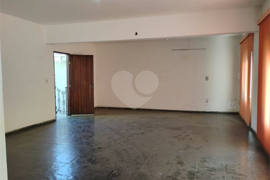 Casa à venda com 3 quartos, sendo 1 suíte, no Centro, Mairiporã, SP