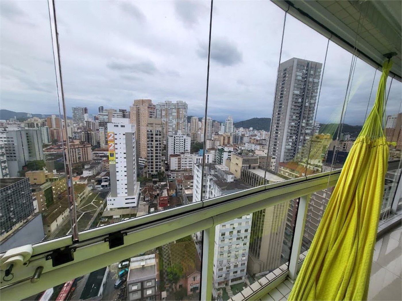 Apartamento Residencial à venda, Gonzaga, Santos - AP1097.
