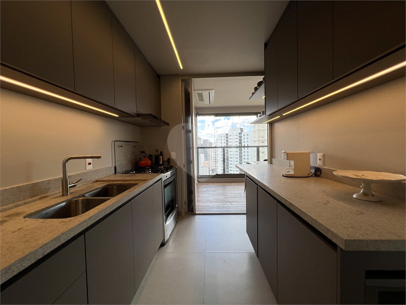 Apartamento de Alto Padrão próximo à Praça Pereira Coutinho