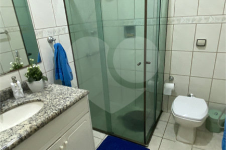 Casa Térrea à venda com 4 quartos, sendo 1 suíte, em Campo Grande, São Paulo, SP