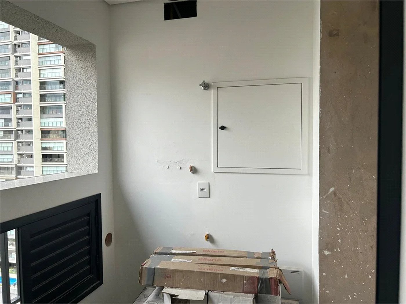 Apartamento à venda com 2 suítes em Cerqueira César, São Paulo, SP