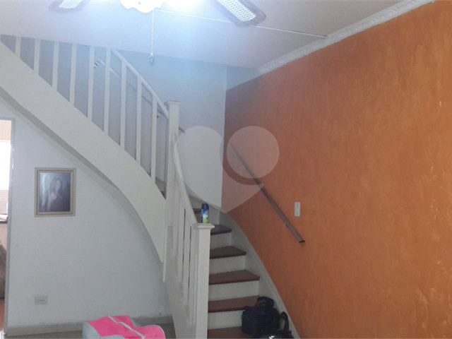 Sobrado à venda com 2 quartos em Santana, São Paulo, SP