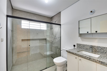 Casa para alugar com 5 quartos, sendo 3 suítes,  em Chácara Monte Alegre, São Paulo, SP