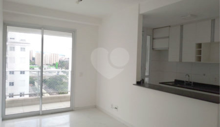 Apartamento para alugar com 2 quartos em Vila Anastácio, São Paulo, SP