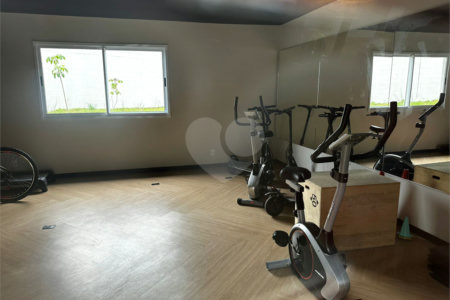 Casa à venda com 2 quartos no condomínio Vila das Paineiras, Suzano - SP