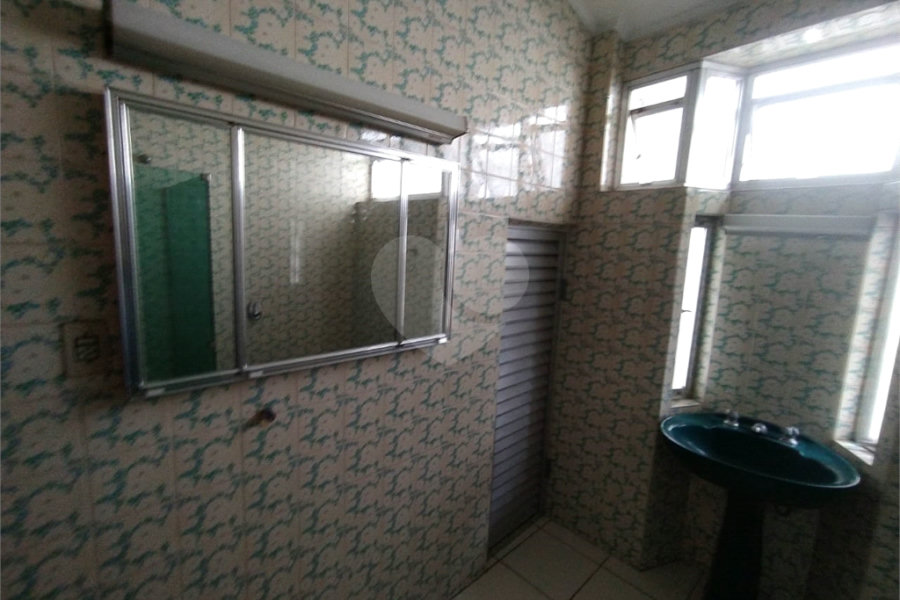 Sobrado à venda com 5 quartos, sendo 1 suíte, em Mandaqui, São Paulo, SP