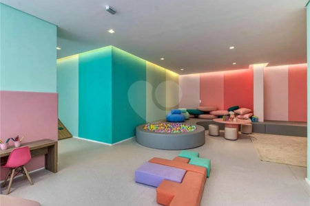 Apartamento à venda com 2 quartos, sendo 1 suíte, em Vila Anastácio, São Paulo, SP