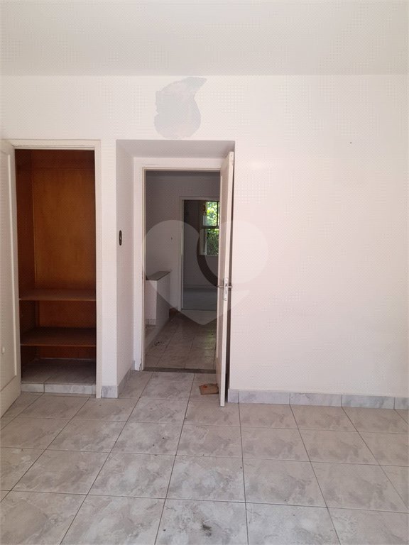 Sobrado à venda com 3 quartos, sendo 1 suíte, em Vila Mariana, São Paulo, SP