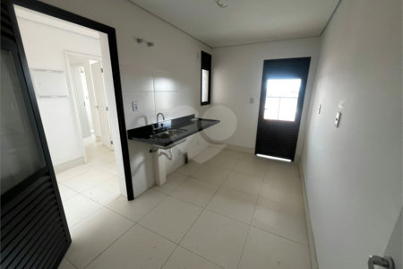 Apartamento à venda com 3 suítes no Centro, Itapetininga, SP