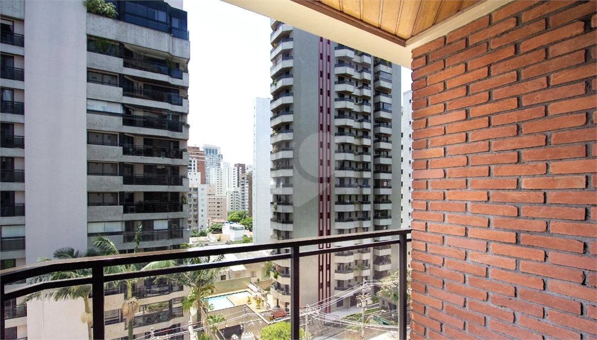 Apartamento à venda com 1 quarto em Indianópolis, São Paulo, SP