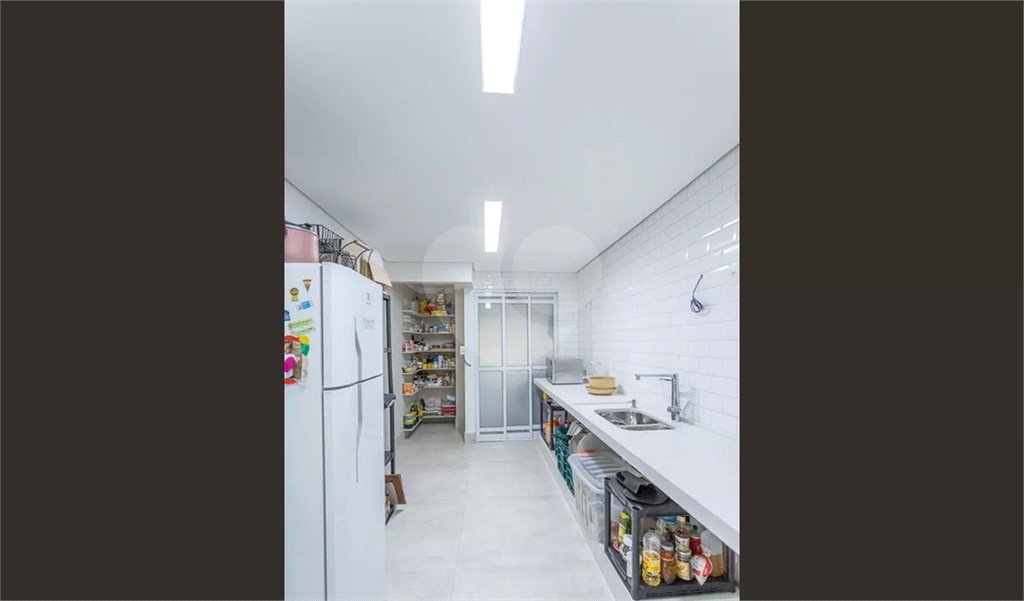 Apartamento à venda com 3 quartos, sendo 1 suíte, em Vila Anastácio, São Paulo, SP