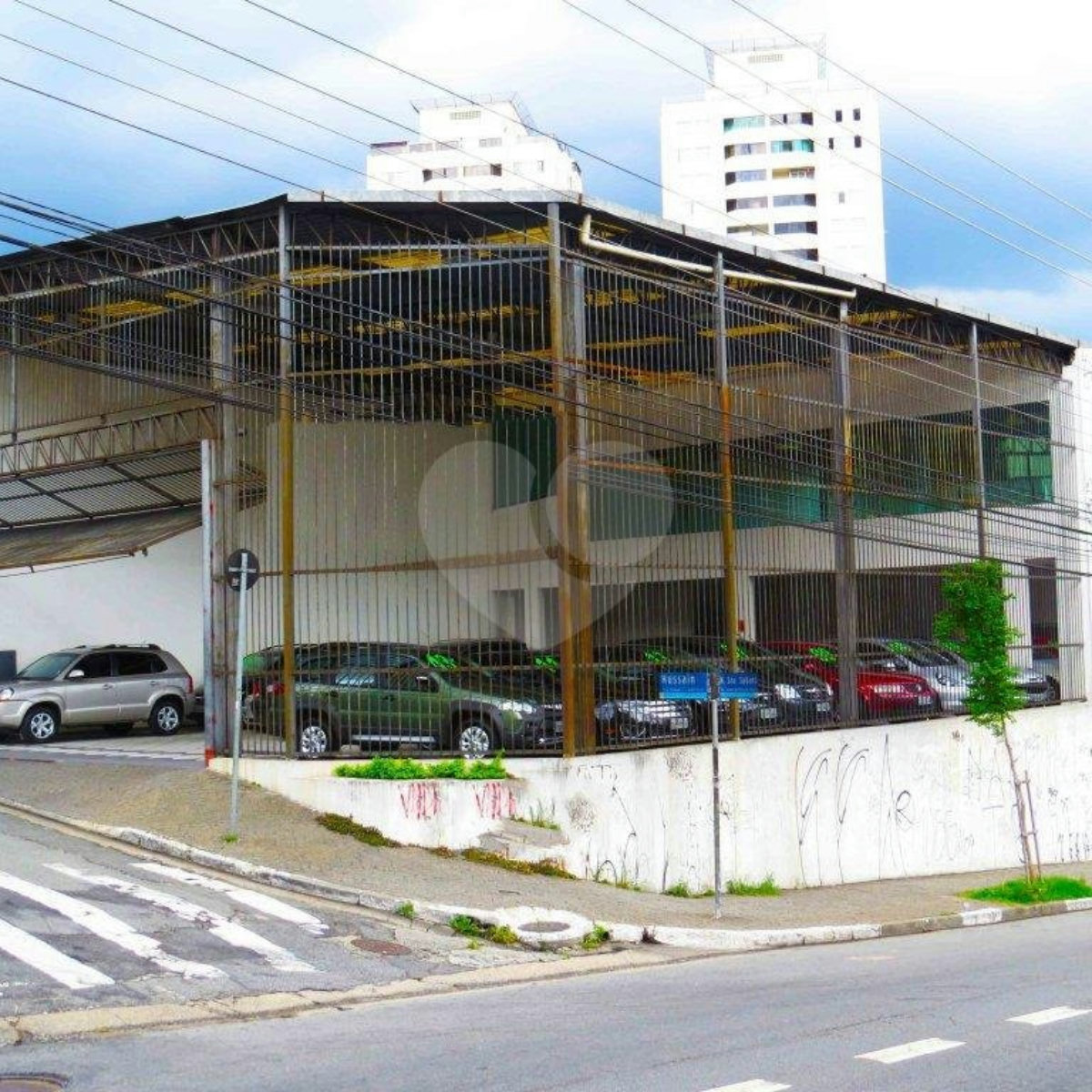 Loja à venda ou para alugar em Vila Sofia, São Paulo, SP