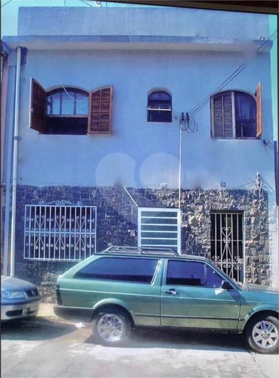 Sobrado à venda com 4 quartos em Barra Funda, São Paulo, SP