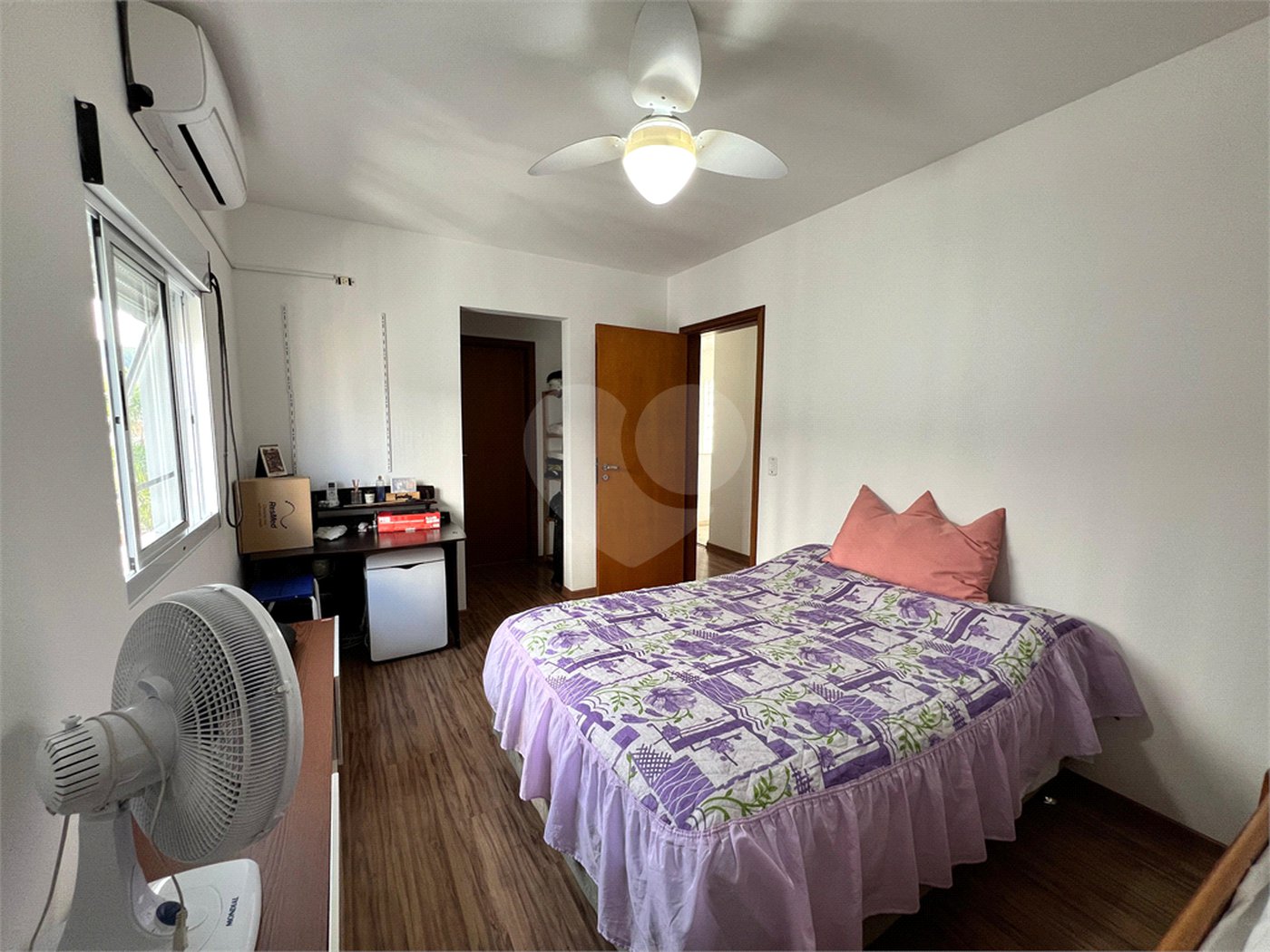Casa à venda com 4 suítes no condomínio Residencial Cantareira, São Paulo - SP