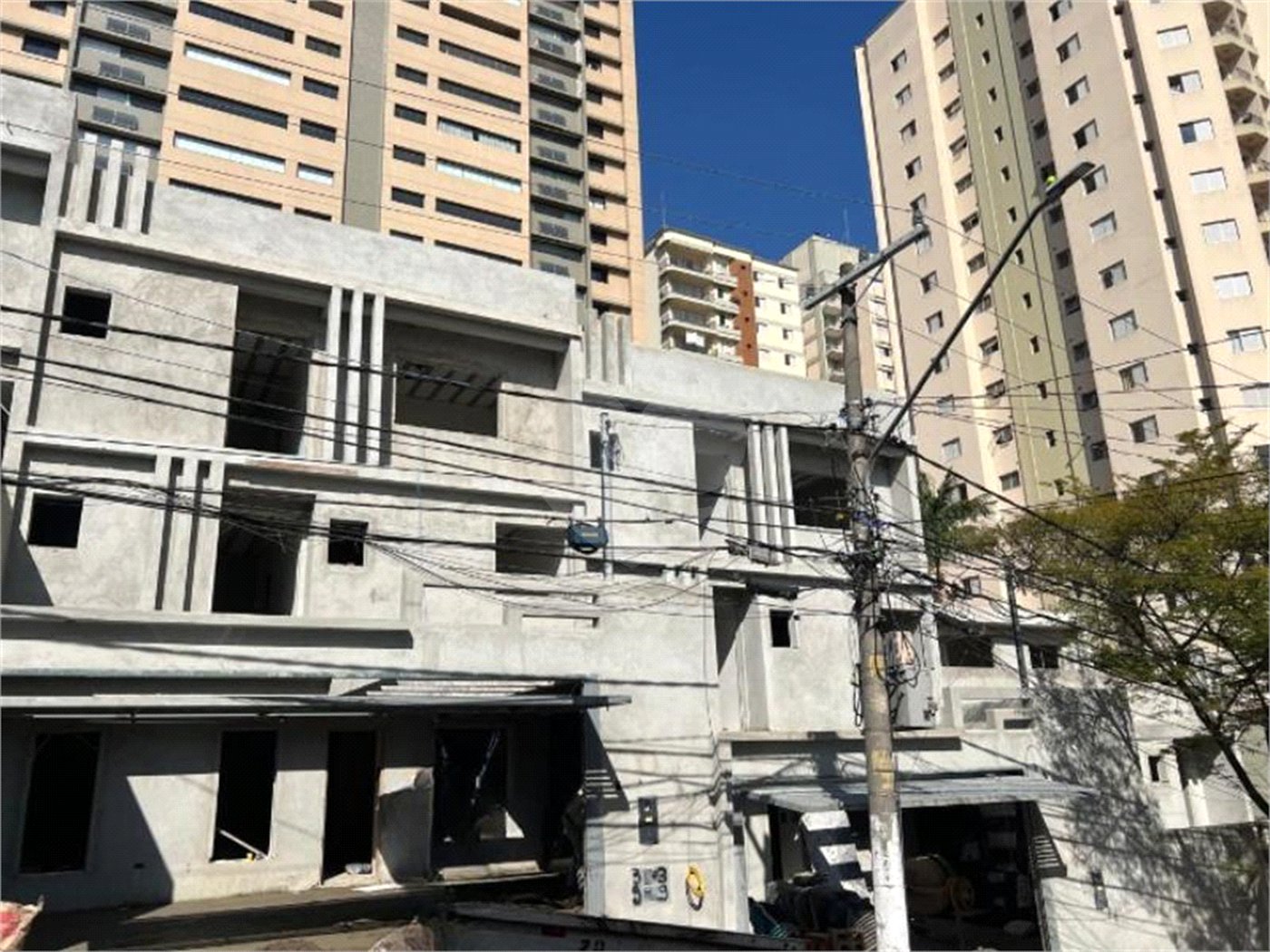 Sobrado à venda com 3 suítes em Santa Teresinha, São Paulo, SP