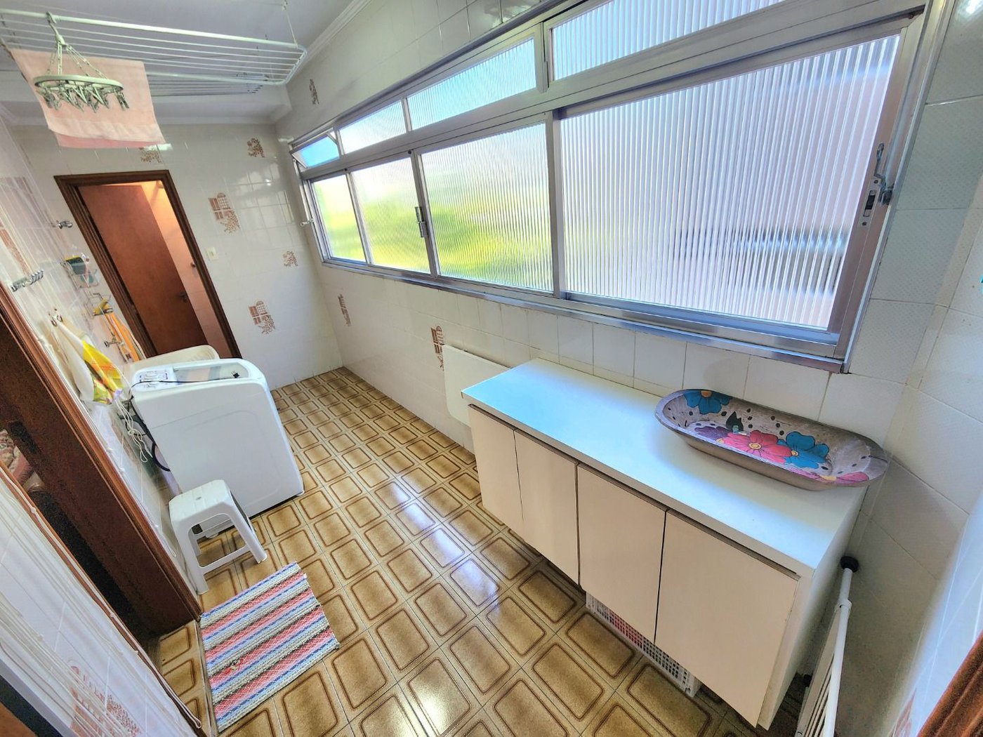 Apartamento com 4 dormitórios à venda, 184 m² por R$ 949.000,00 - Gonzaga - Santos/SP