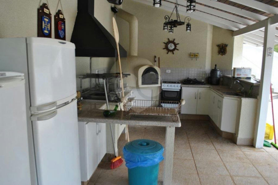 Casa à venda com 4 suítes no condomínio Praça Lagoa dos Patos,38, São Paulo - SP