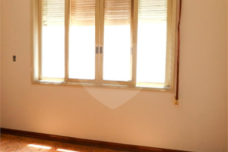 Casa à venda com 3 quartos no condomínio Paderewsky, São Paulo - SP