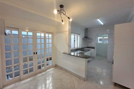 Casa à venda ou para alugar com 3 suítes no condomínio Villagio Capriccio, Louveira - SP