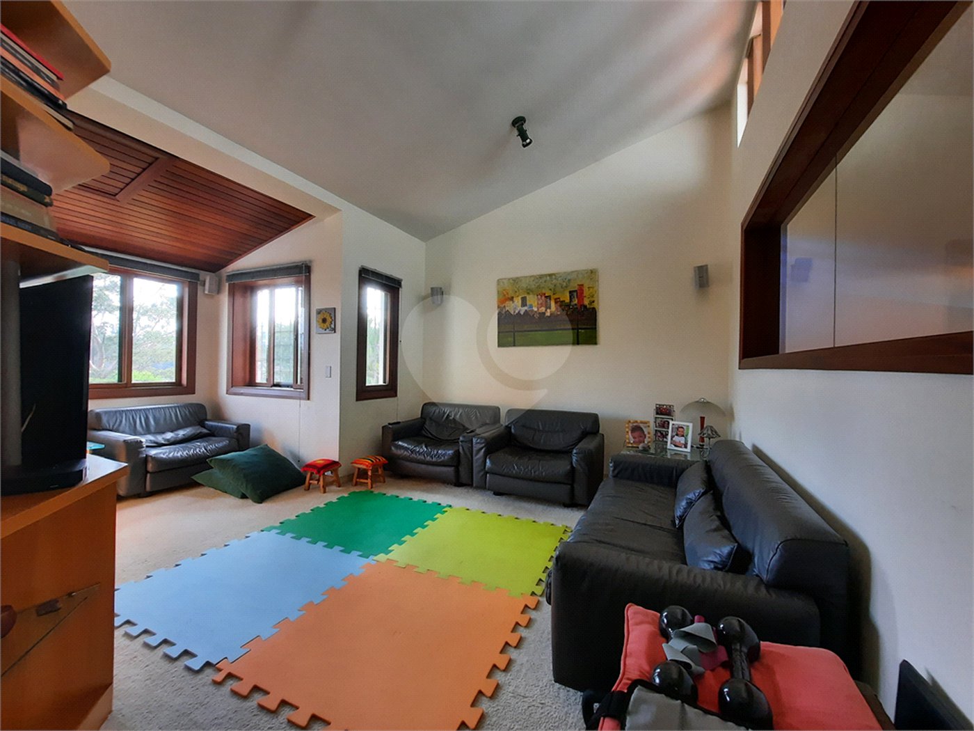 Casa à venda com 6 quartos, sendo 3 suítes, em Morumbi, São Paulo, SP