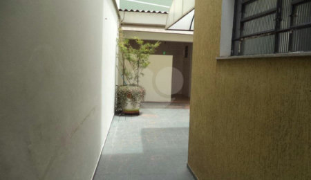 Sobrado à venda com 3 quartos, sendo 1 suíte,  em Parada Inglesa, São Paulo, SP