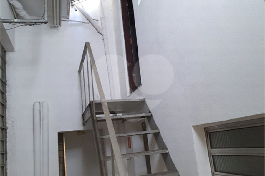 Prédio à venda em Santana, São Paulo, SP