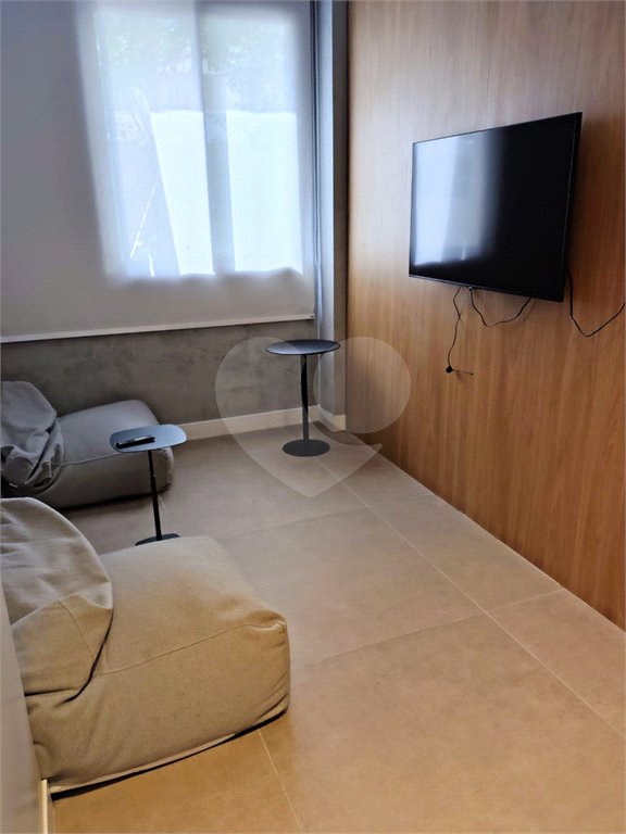 Apartamento à venda com 3 quartos, sendo 1 suíte, em Santo Amaro, São Paulo, SP