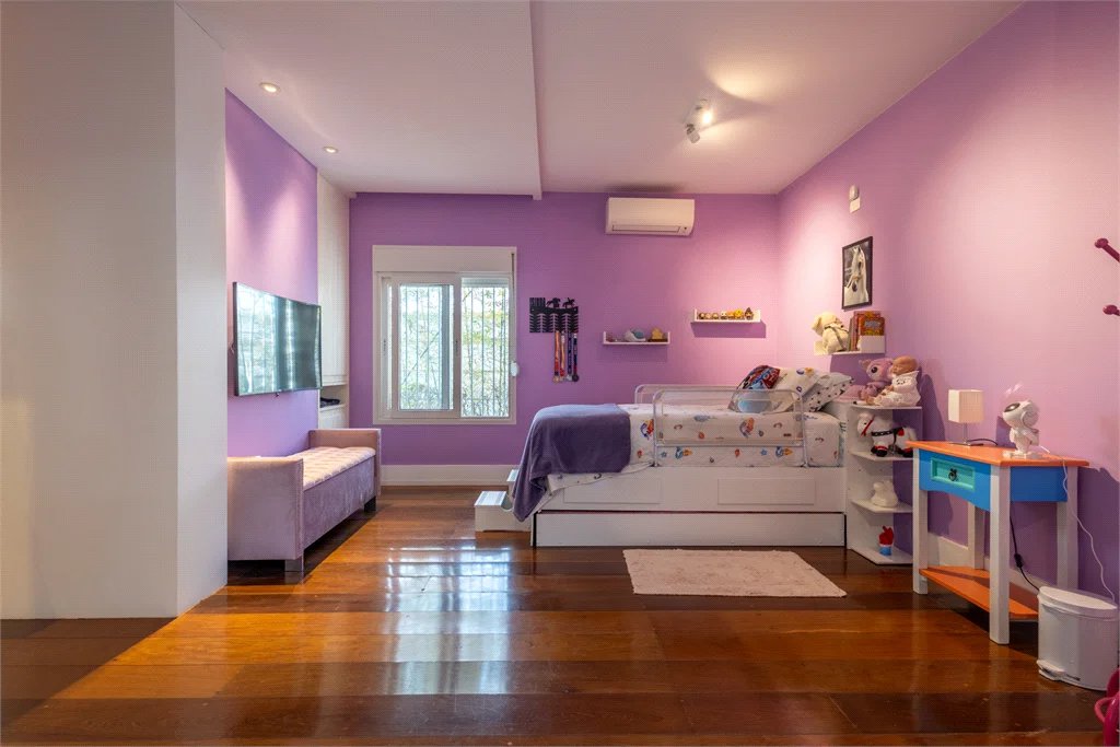 Casa à venda com 4 suítes em Jardim Guedala, São Paulo, SP